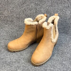 Dolce Vita Ryne Tan Ankle Boots Kids Size 3